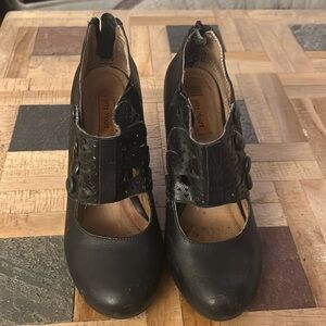 MIZ MOOZ Sharon Women's Shoes‎